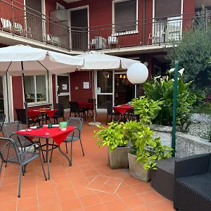 Garni Capinera 2*, Garda (Verona) Italien